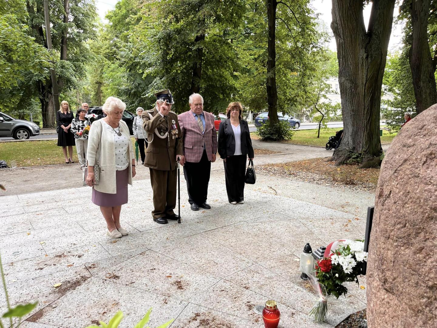 79. Rocznica Wybuchu Powstania Warszawskiego | Oficjalny Serwis Gminy ...